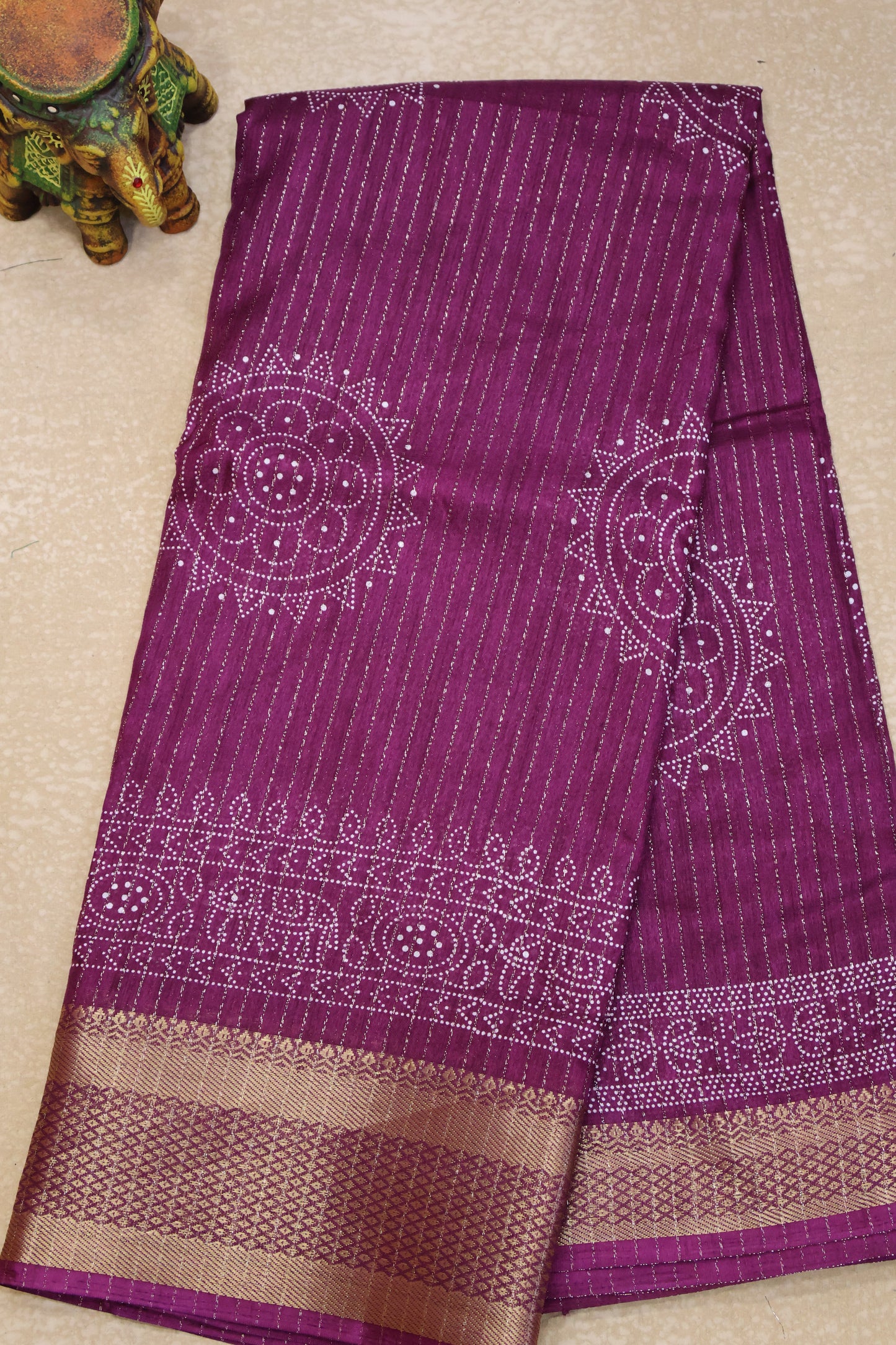 Dola Silk Saree Kolam Print - Purple
