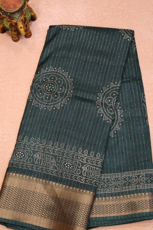 Dola Silk Saree Kolam Print - Green
