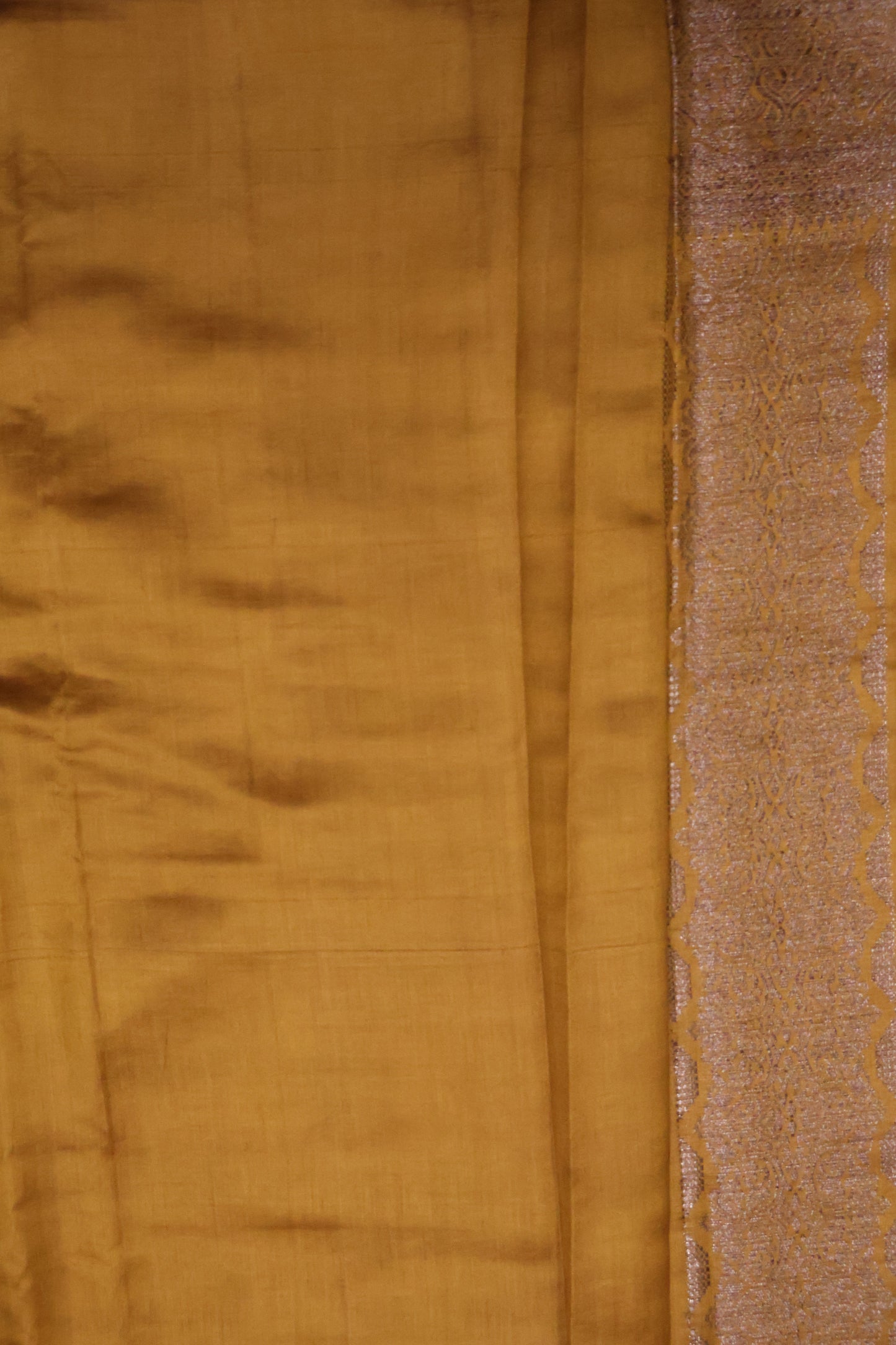 Pure Banarasi Saree Chiniya Silk - Yellow Dot Roses