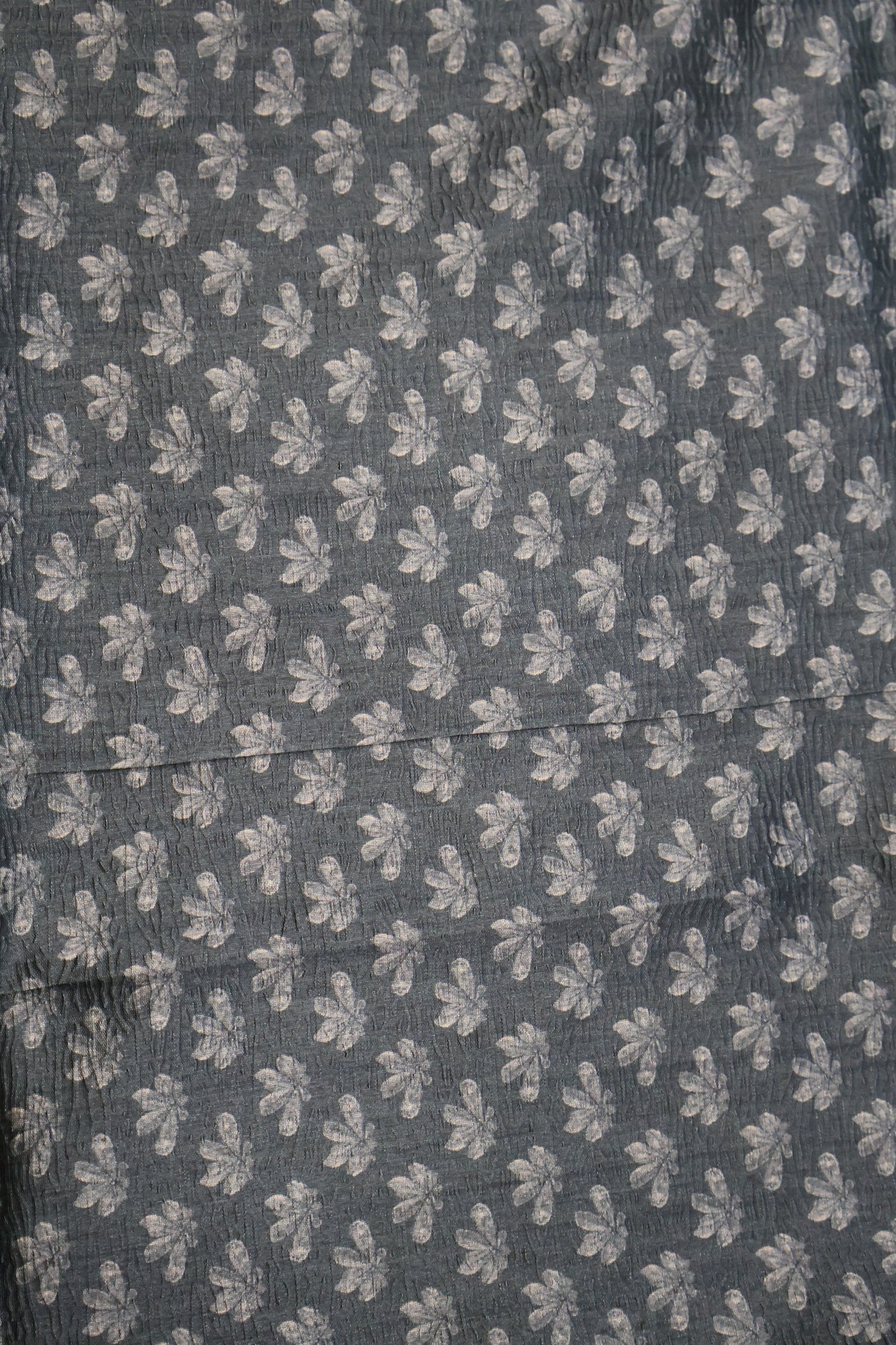 Semi Tussar Saree Crushed-Greyish Blue Roses