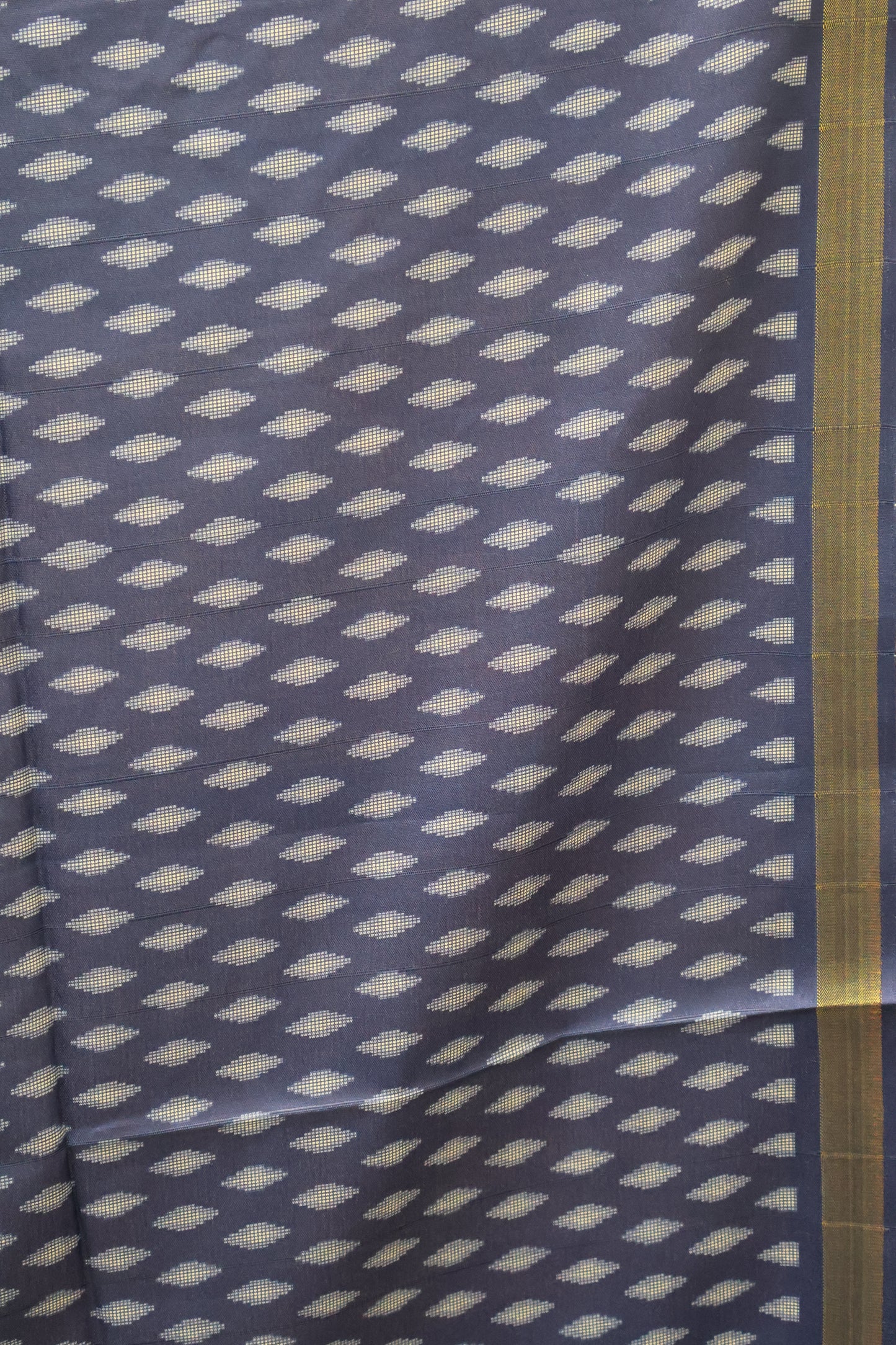 Semi Tussar Saree Tower Pattern-white