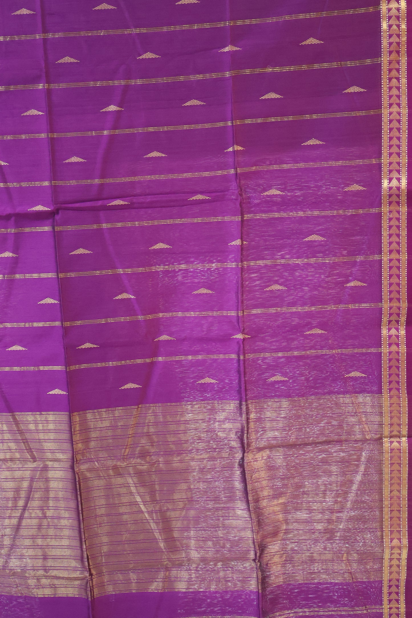 Pure Maheswari Silk Cotton saree-Voilet Line Buta