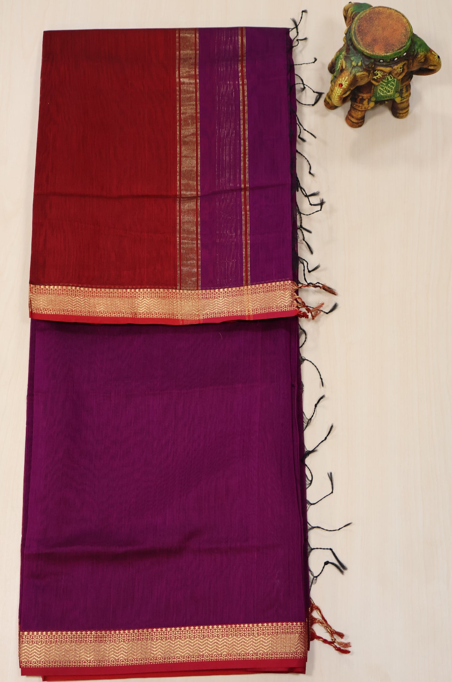 Pure Maheswari Silk Cotton saree-Purple Plain Small Border