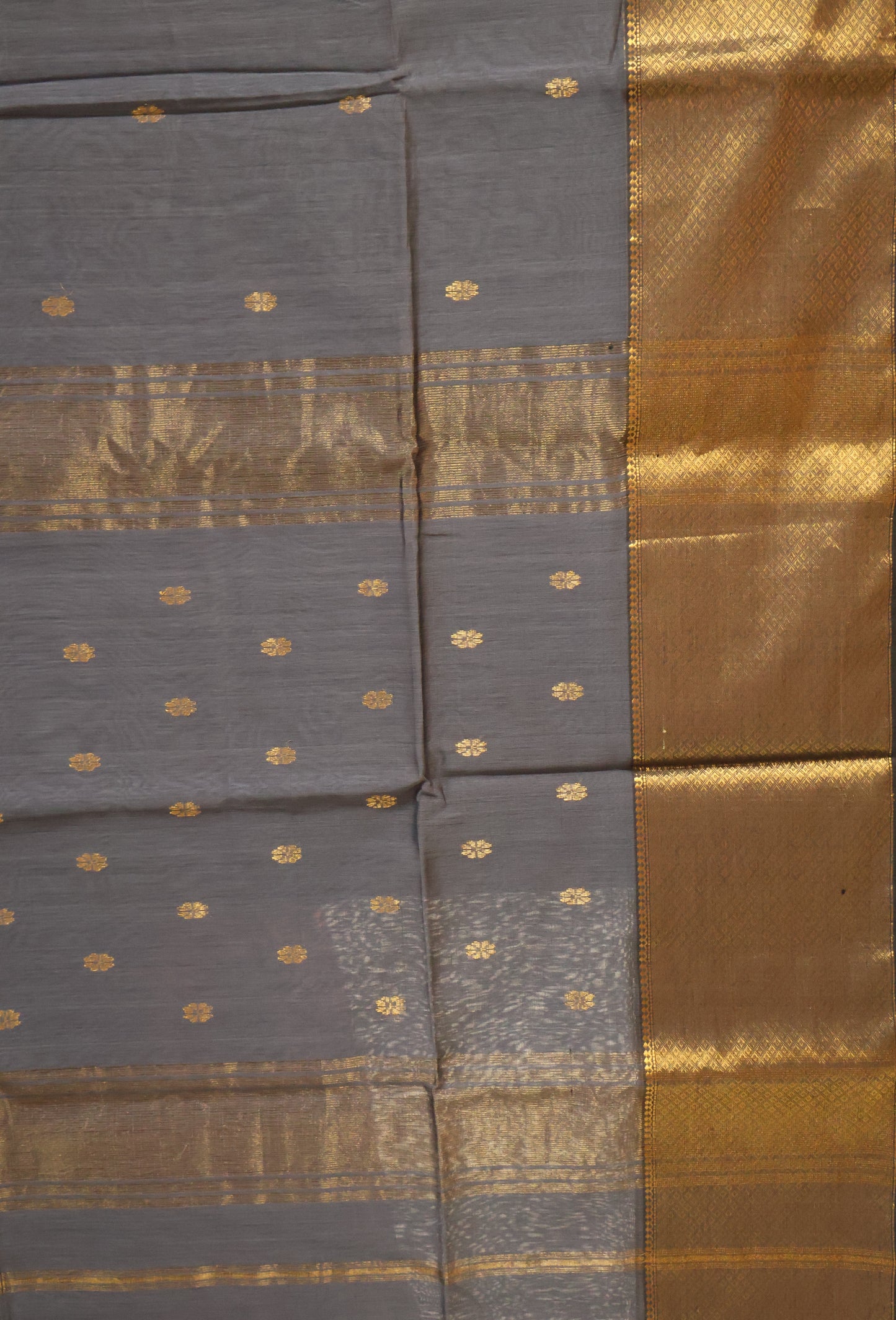 Pure Maheswari Silk Cotton saree-Elephant Grey Zari Checks