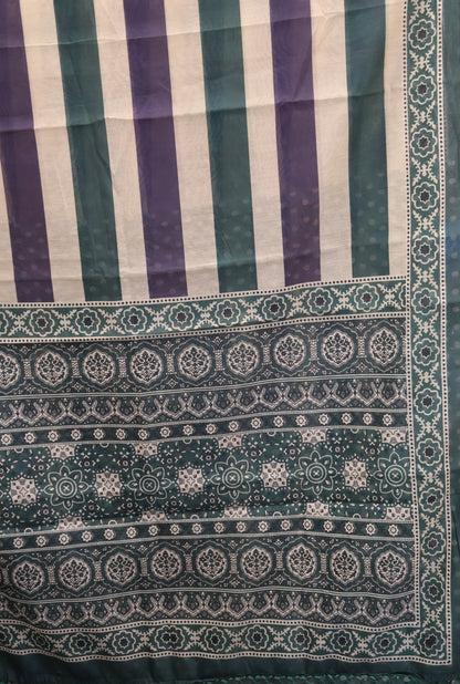 Semi Chanderi Saree-Bottle Green Vertical Pattern