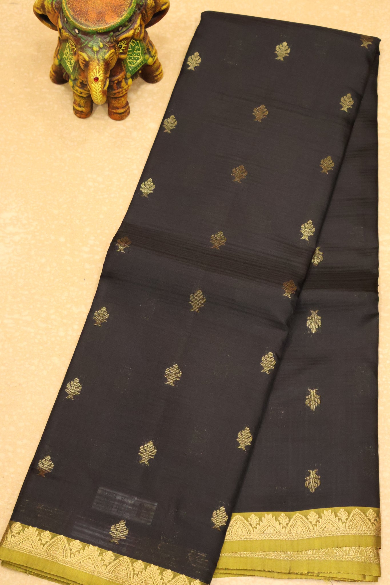Mithilam-Pure Kanchipuram Festive Silk Saree-Black