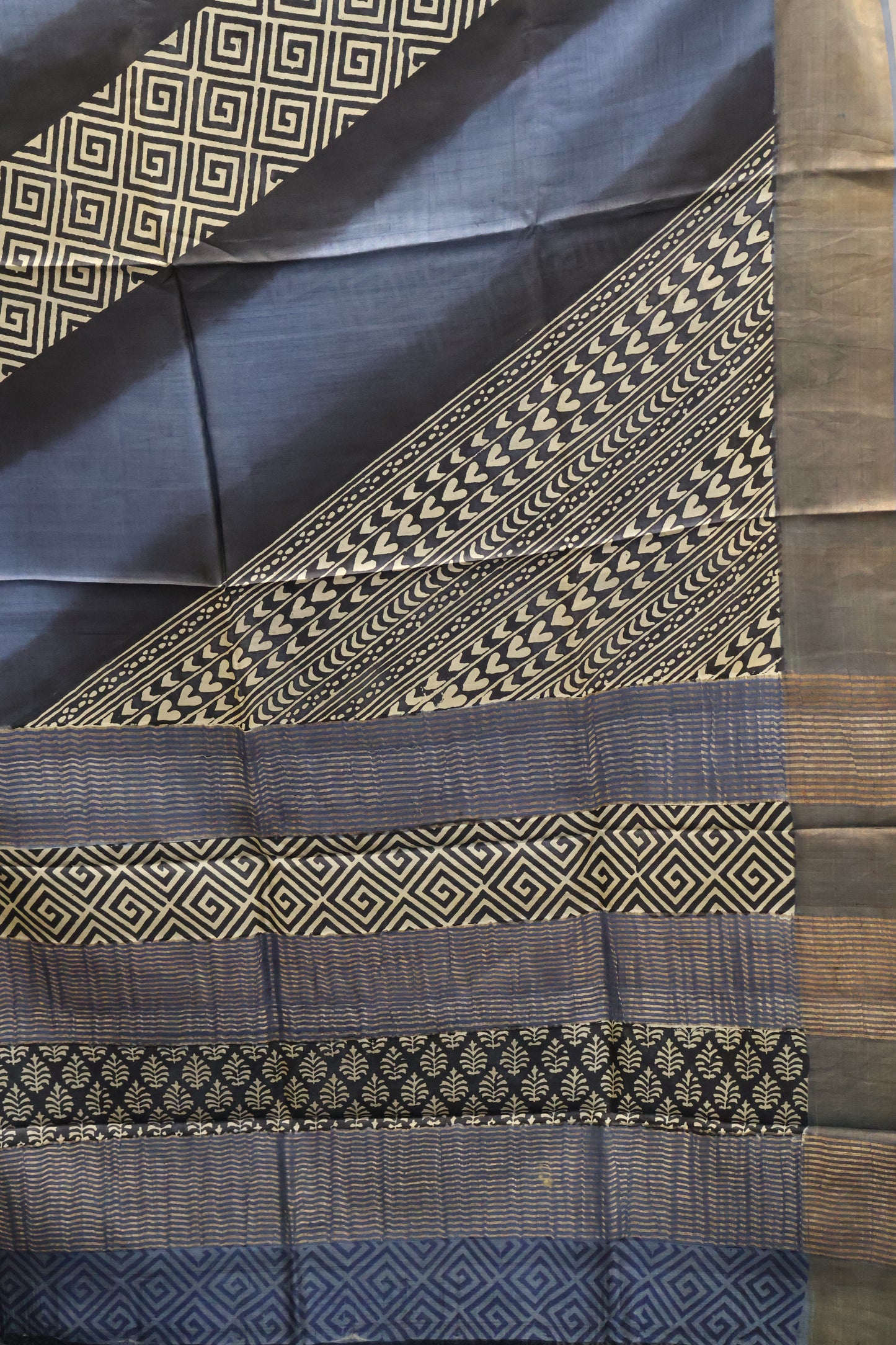 Pure Tussar Saree - Cuboid Pattern-Blue