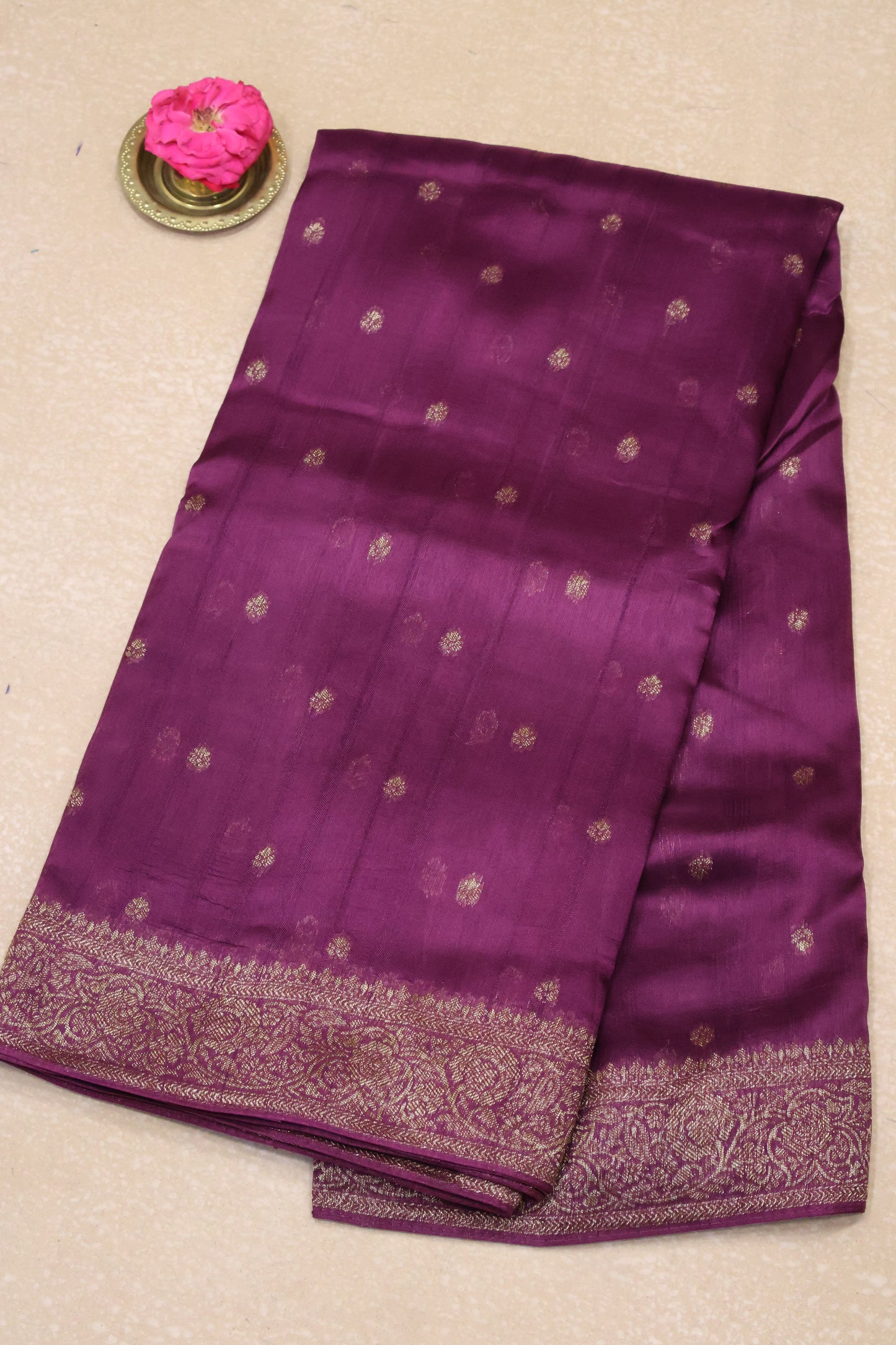Banarasi Tussar -Wine Leaf Butta