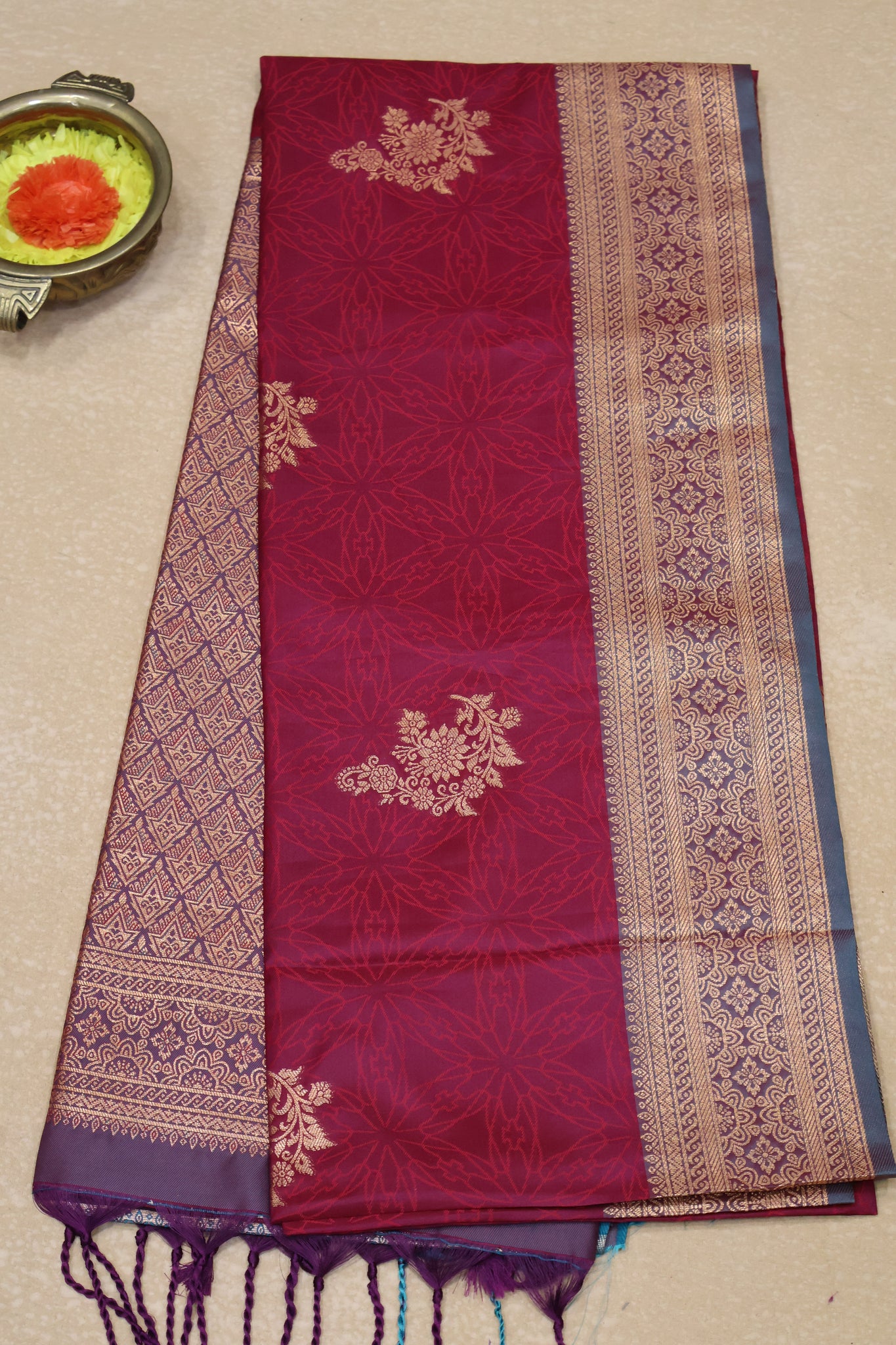 Semi Soft Silk Saree-Maroon Floral Body
