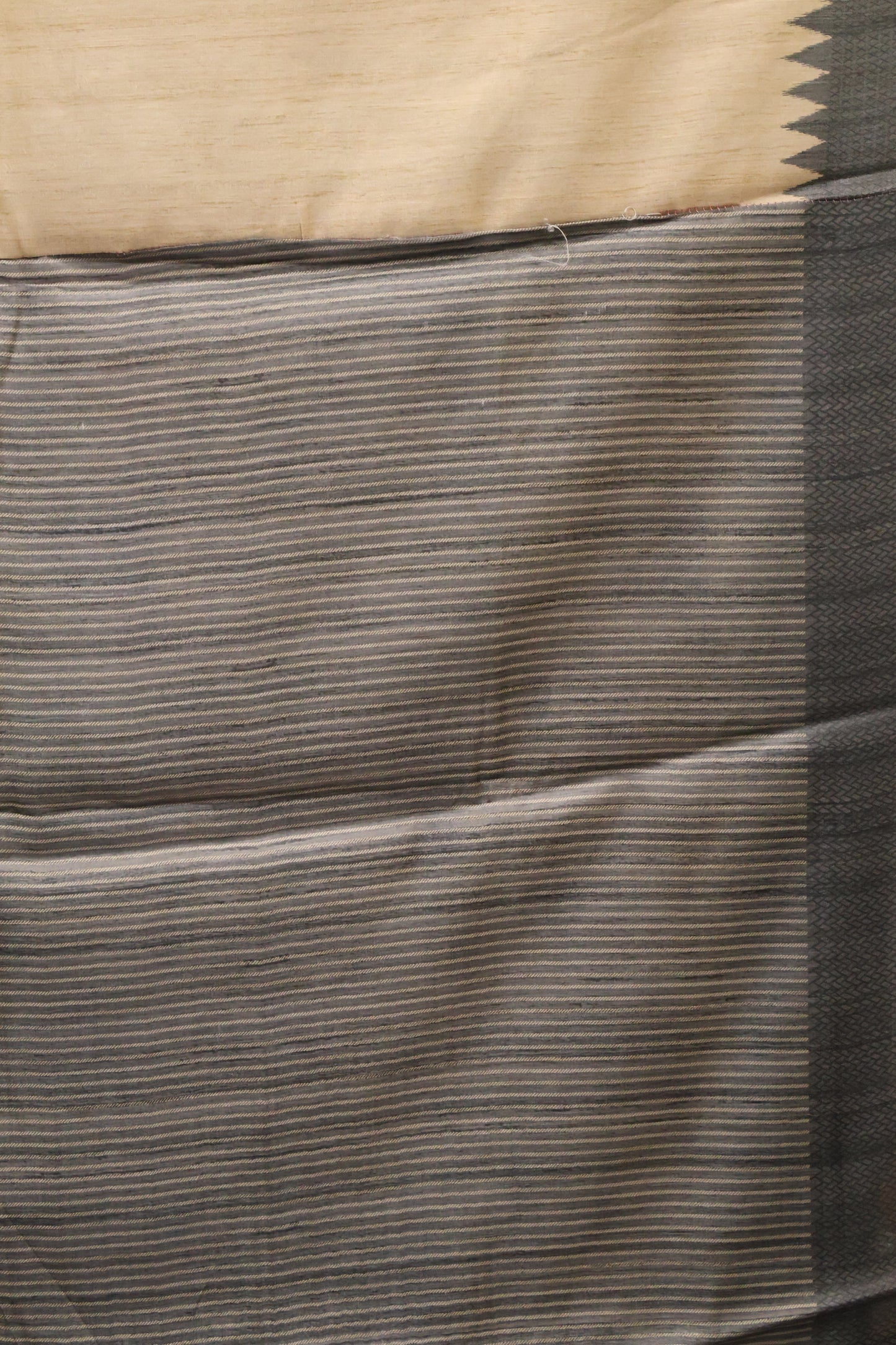Semi Tussar Saree - Grey Kalmkari Print