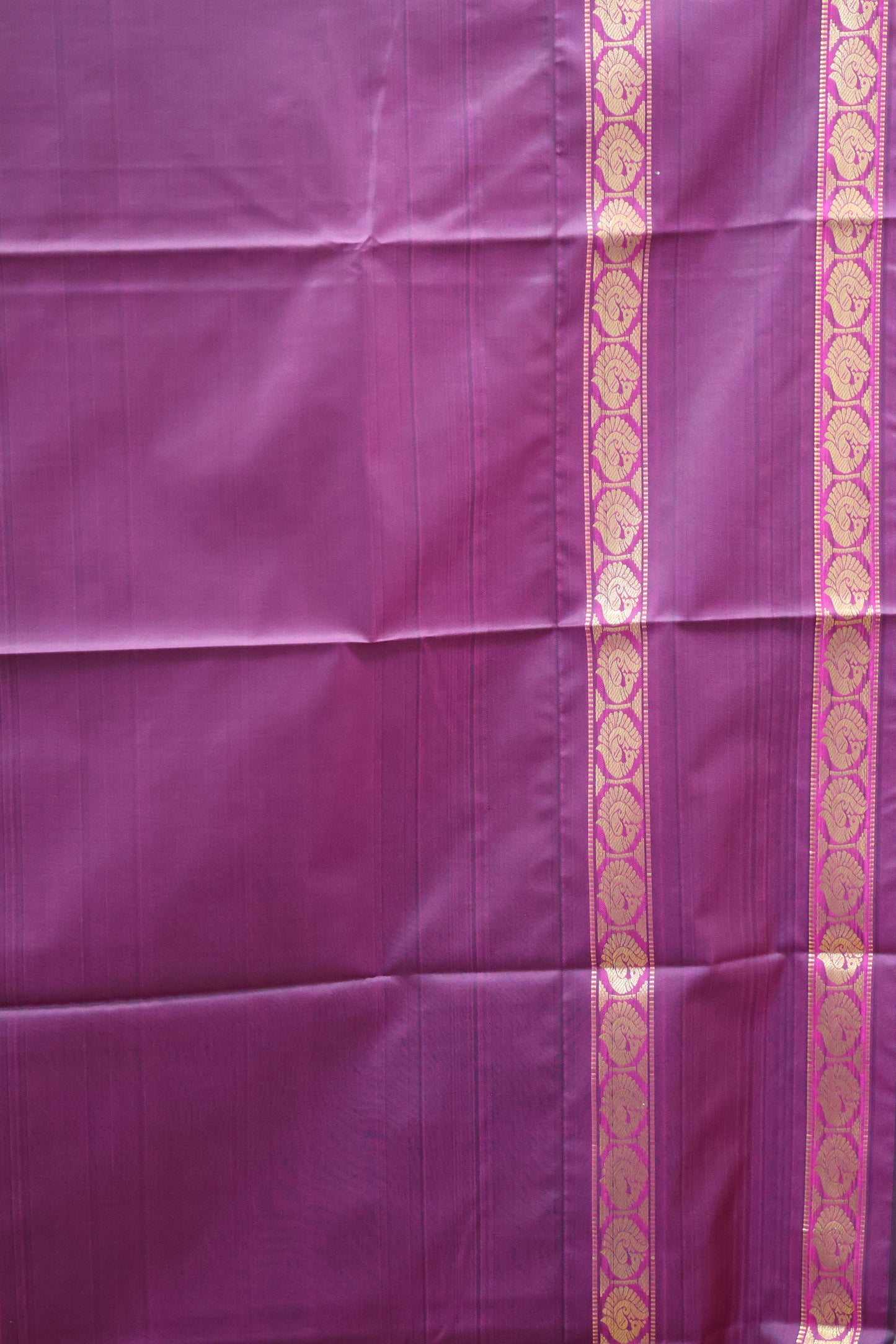 Semi Gadwal Silk Saree-Metalic Green Elephant Border