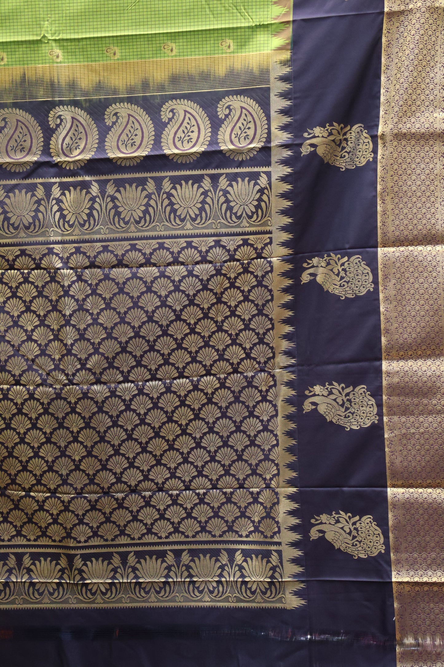 Semi Gadwal Silk Saree-Green Peacock