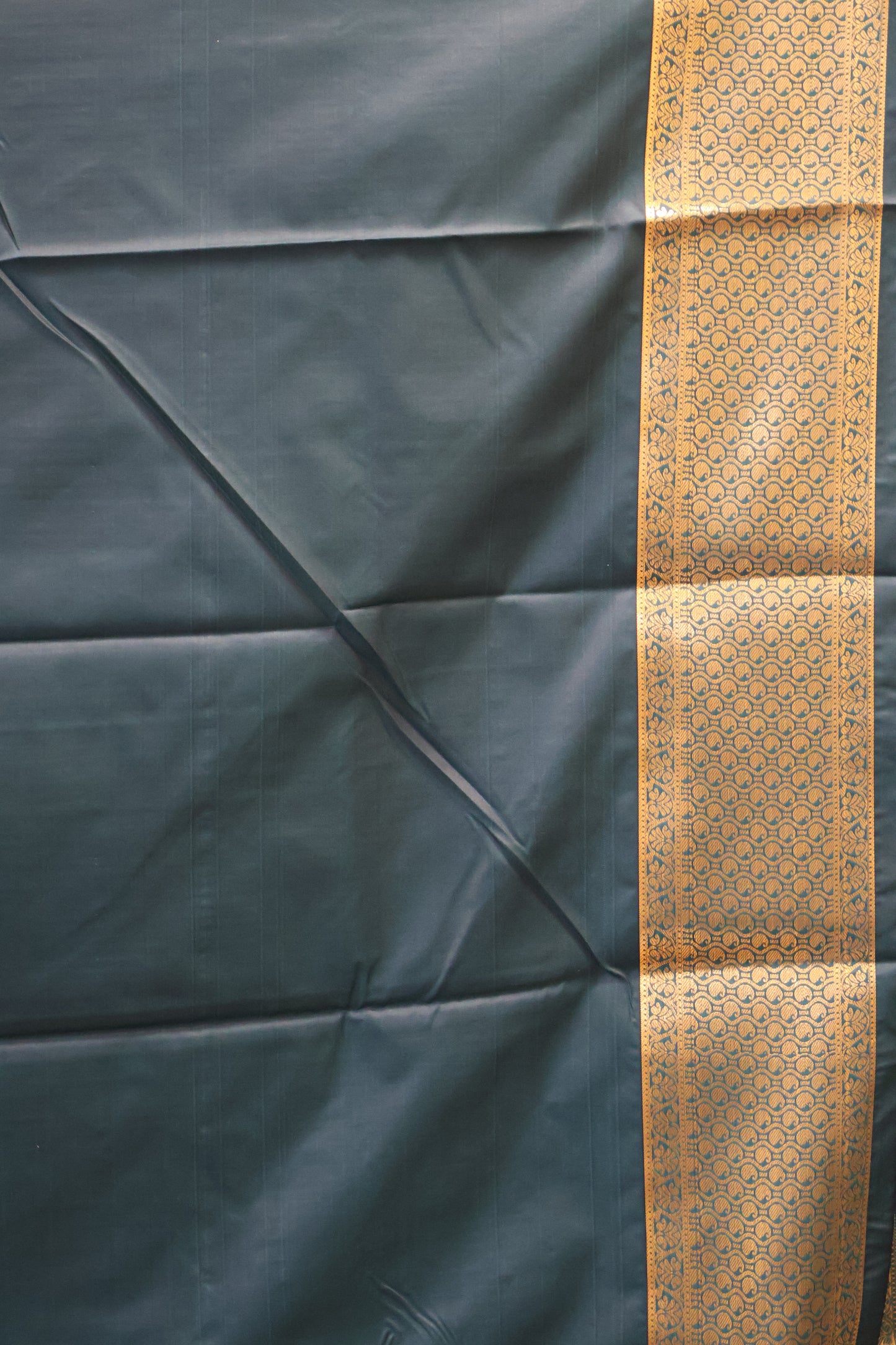Semi Gadwal Silk Saree-Red Peacock