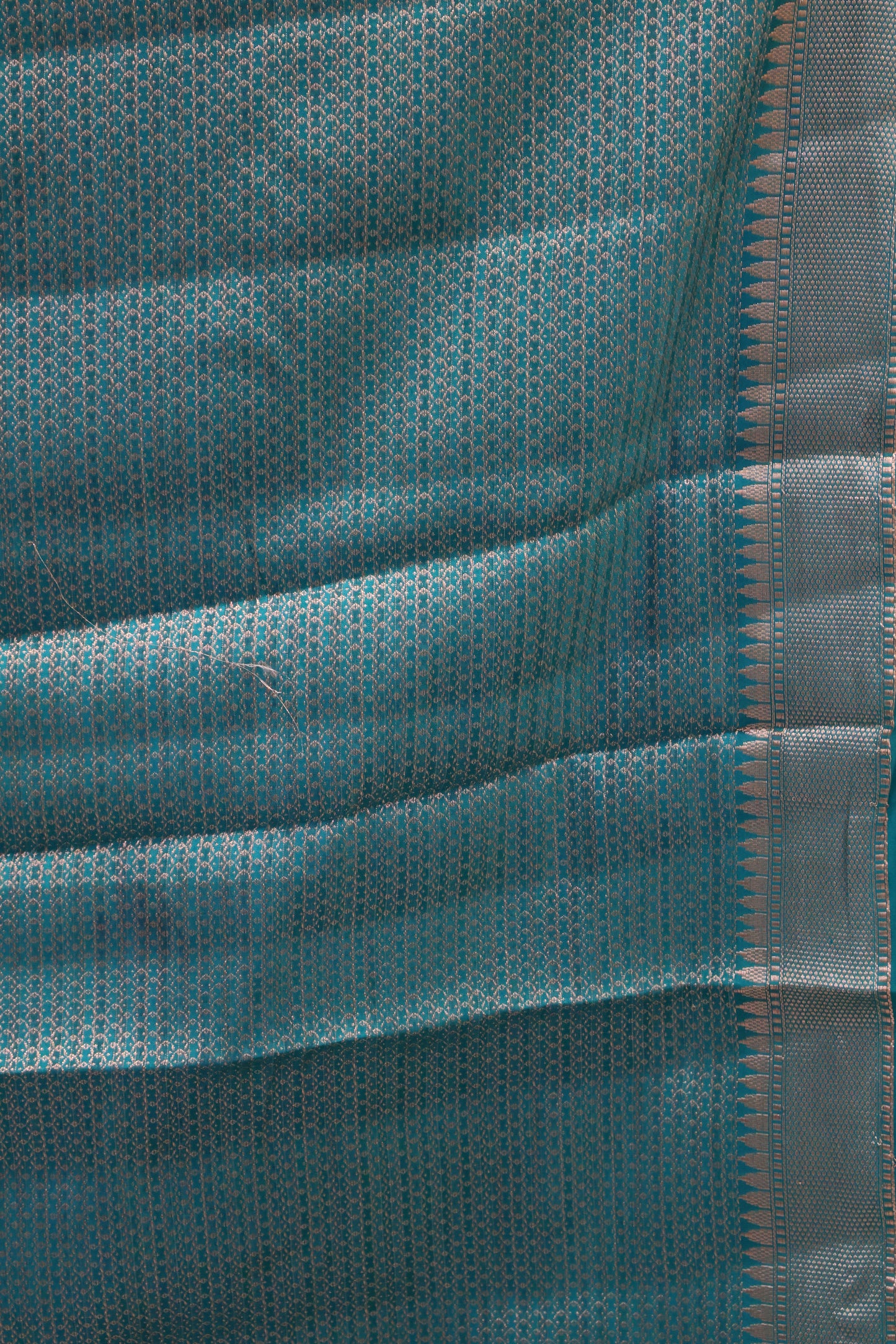 Banarasi Worm Silk Saree-Voilet Hibiscus