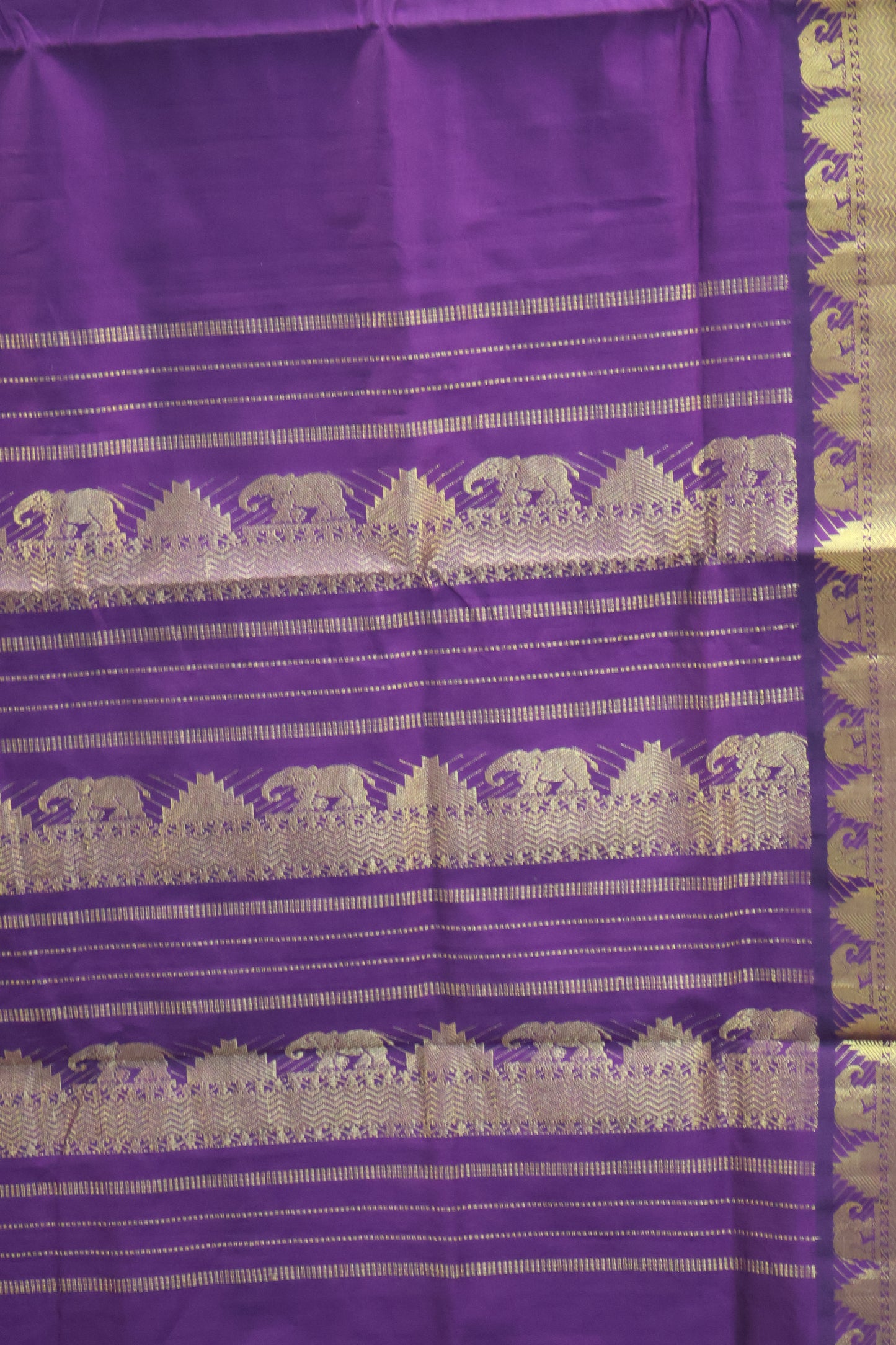 Pure Silk Cotton Saree-Voilet Small Triangle