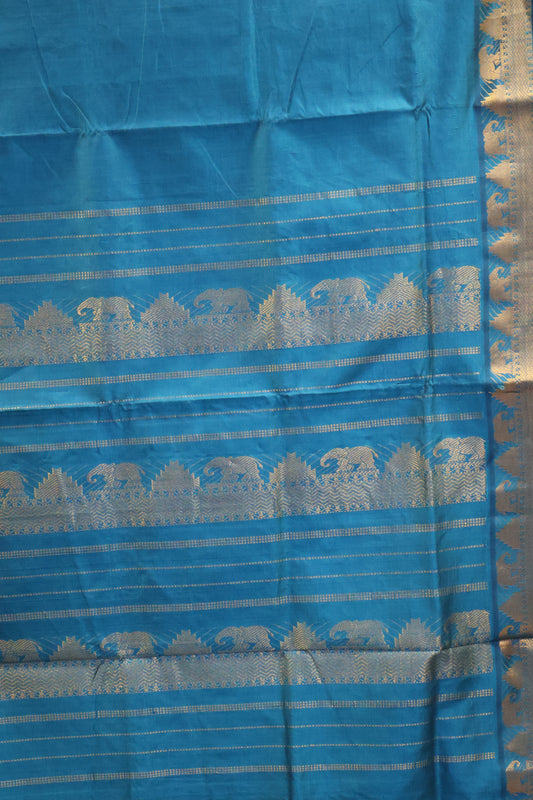 Pure Silk Cotton Saree-Peacock Green Small Triangle