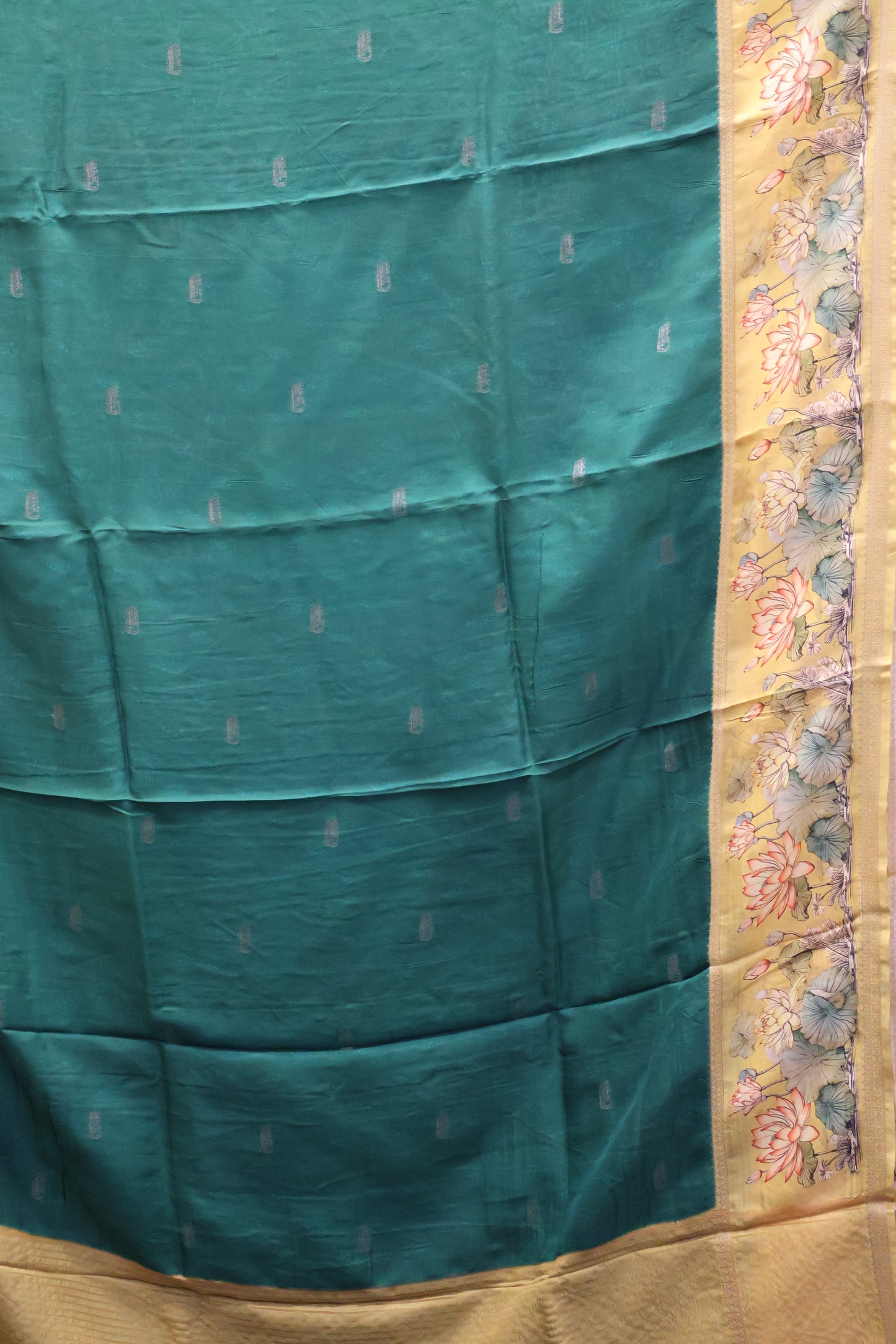 Pure Dola Silk Saree-Green Elephant