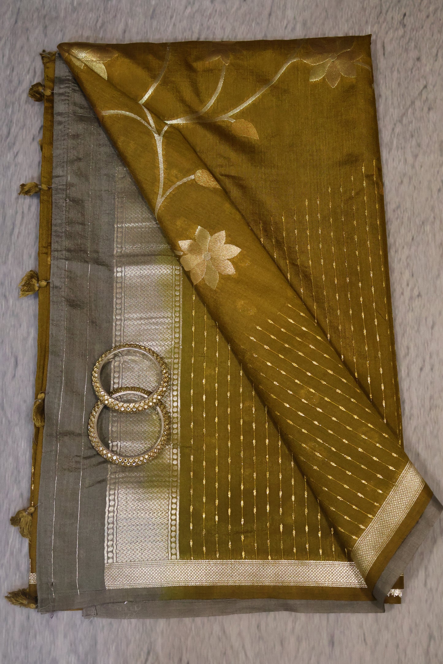 Semi Tussar Saree - Mehandhi Green