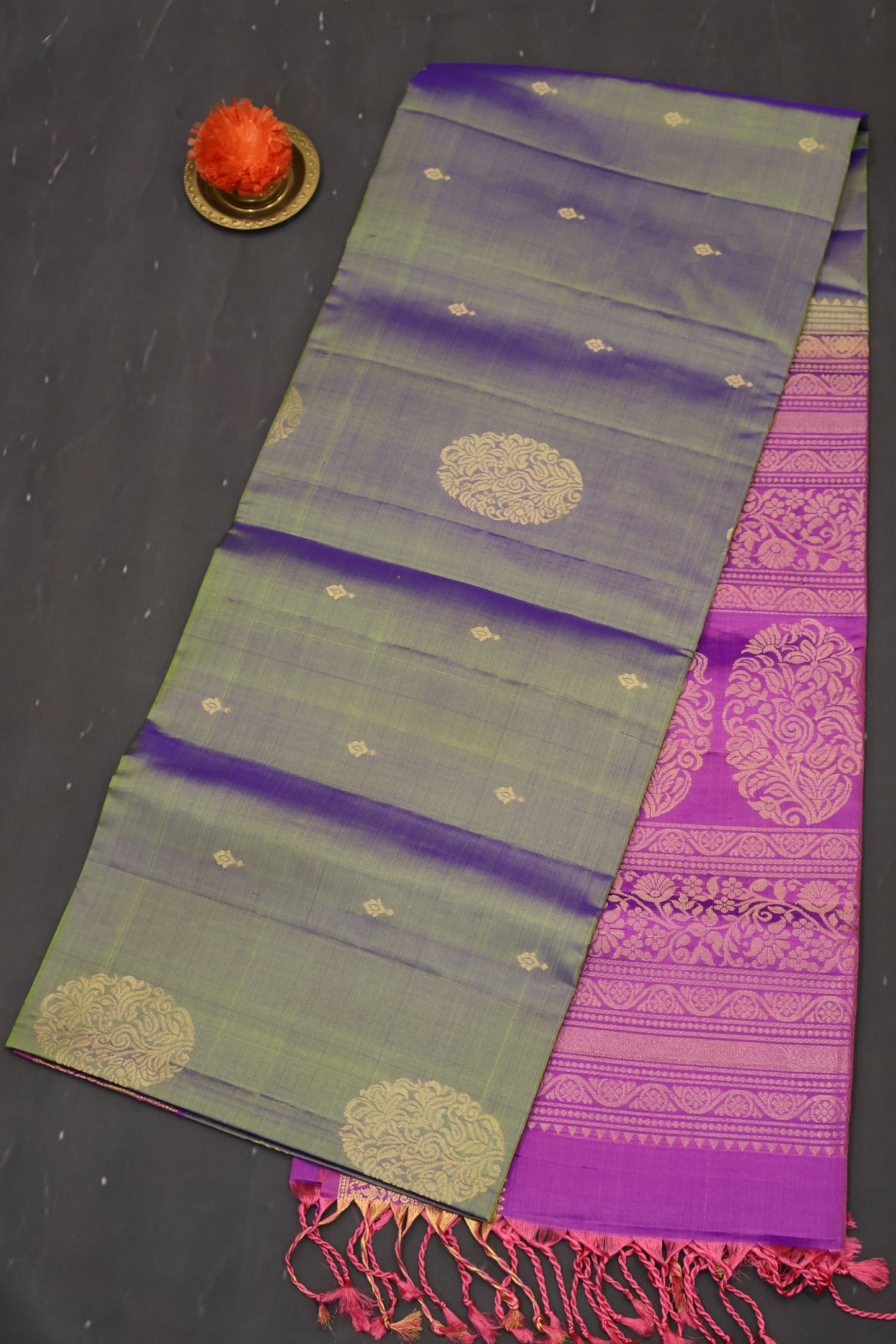 Pure Soft Silk Saree -Green Duel-Tone