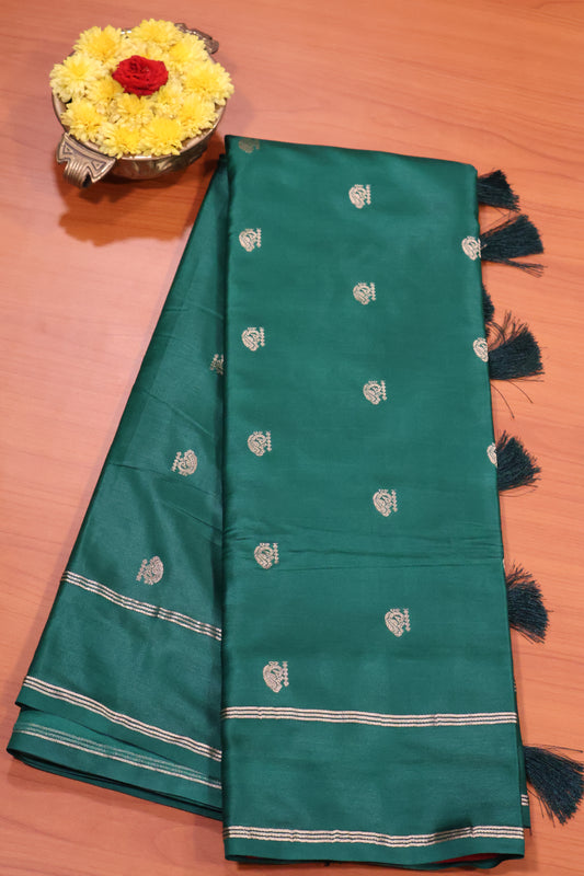 Semi Soft Silk Saree-Green Plain Double Border