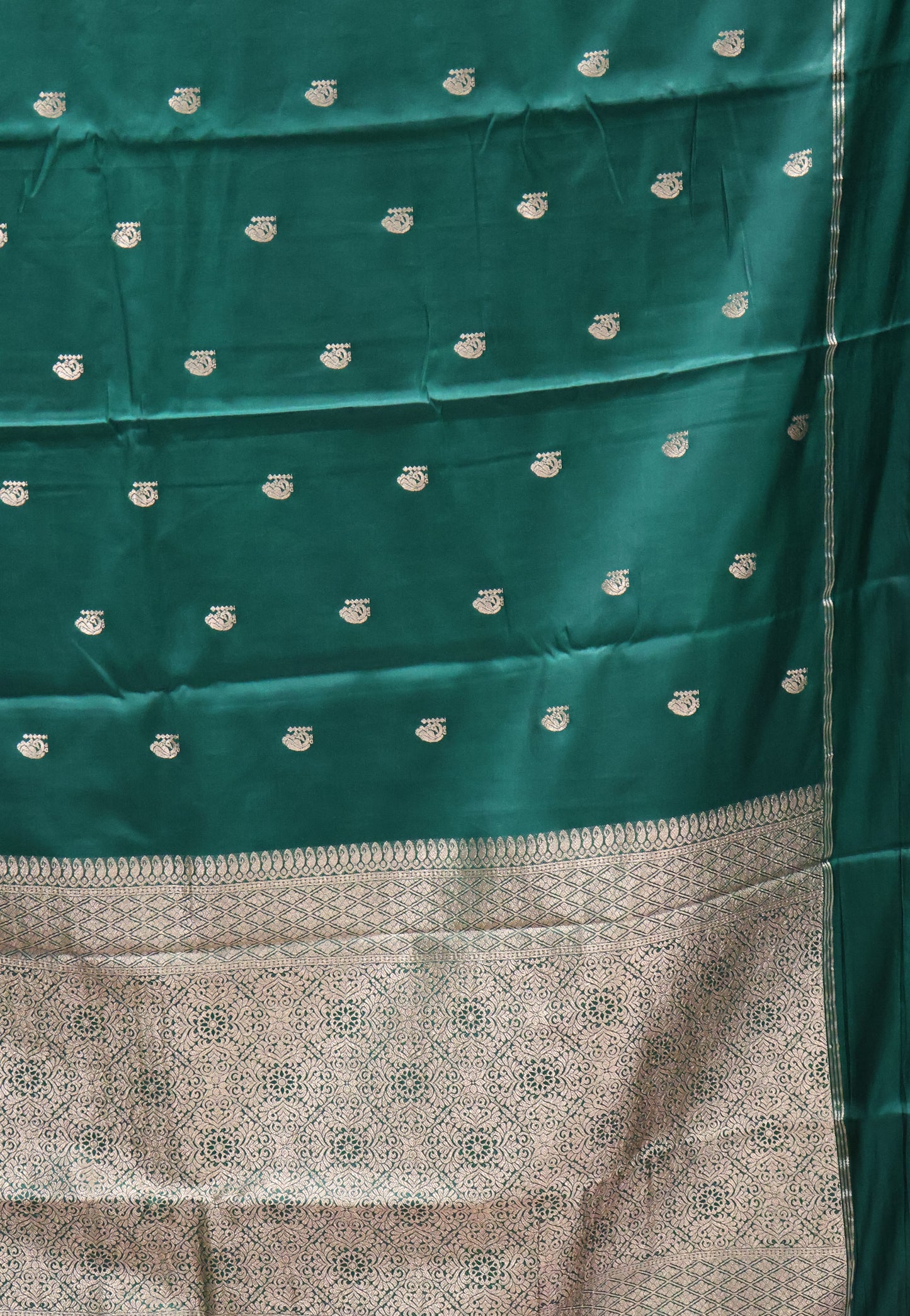 Semi Soft Silk Saree-Green Plain Double Border