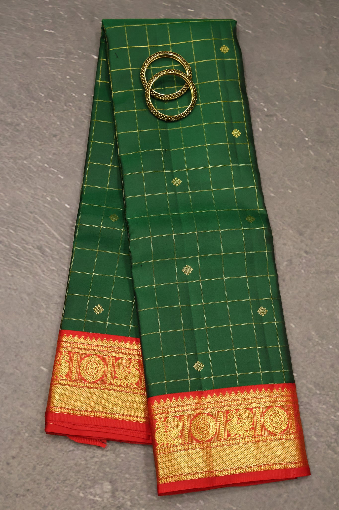 Pure Kanchipuram Silk Saree-Bottle Green Checks Mayil Border