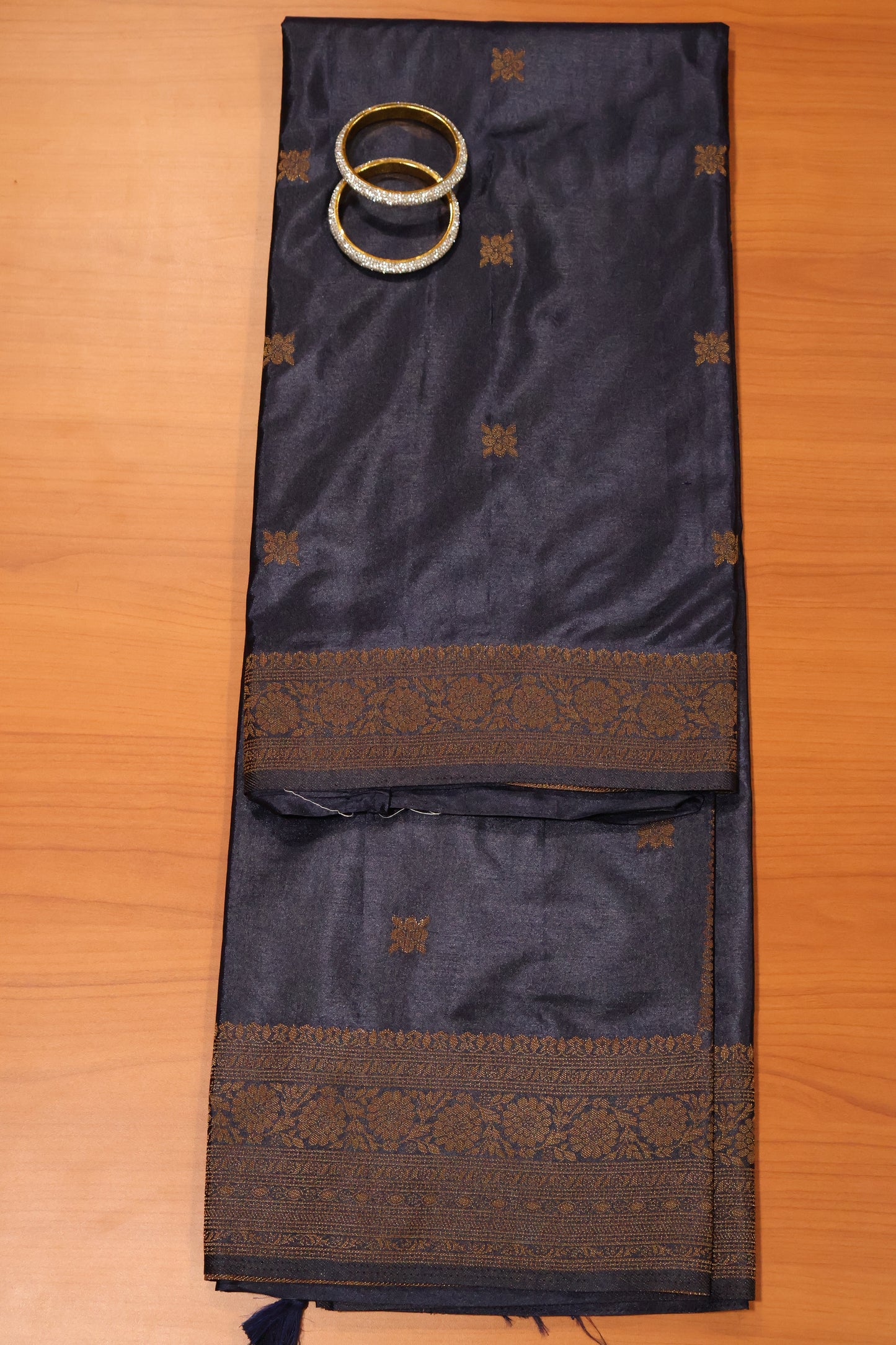 Kathan Silk Saree-Navy Blue Leaf Flower