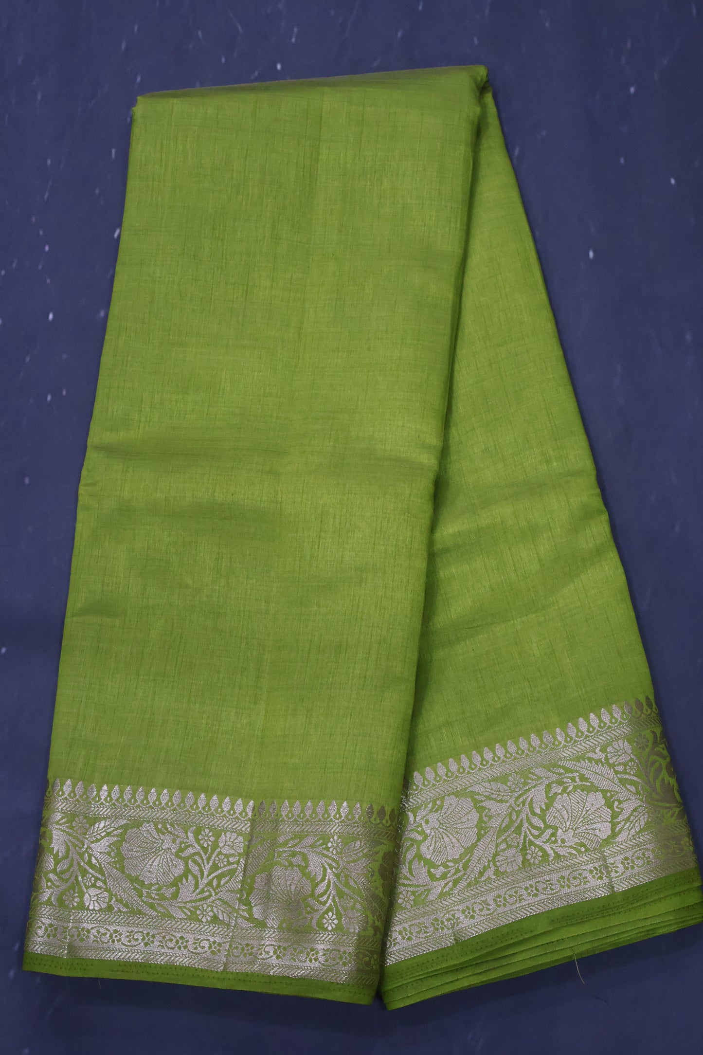 Semi Tussar Saree-Lite Green Big Flower Border