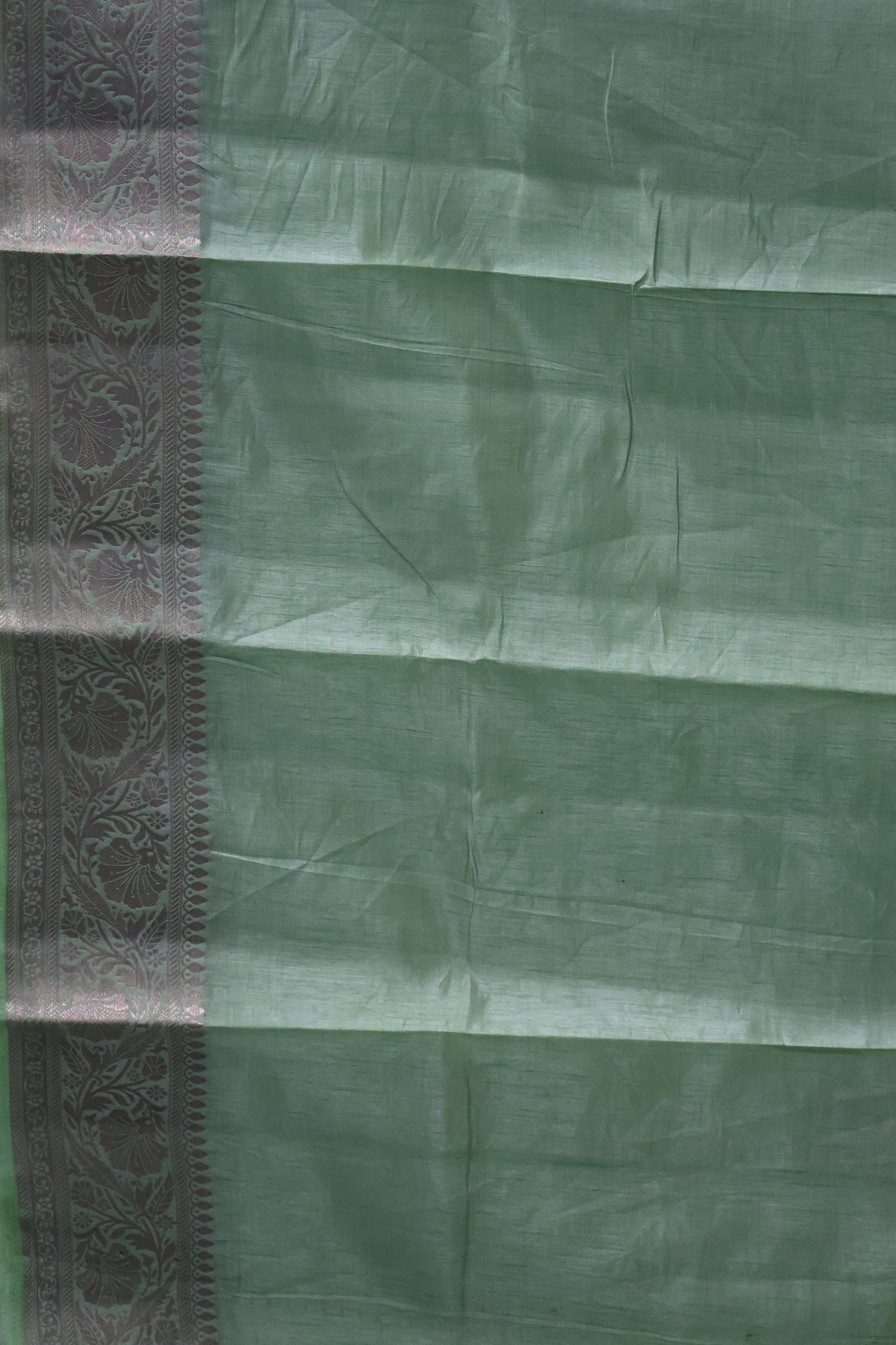 Semi Tussar Saree-Pista Green Big Flower Border