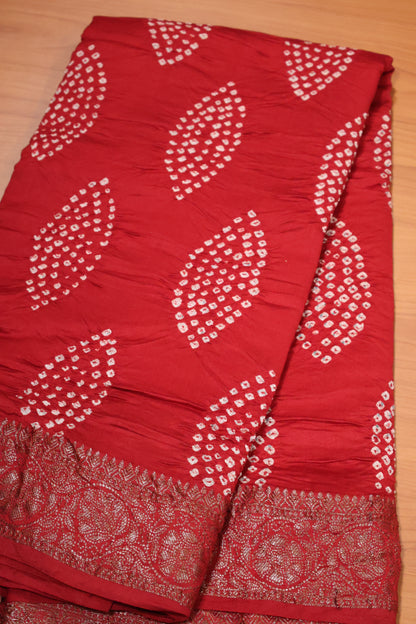 Pure Banarasi Saree Crushed - Red Oval Pattern