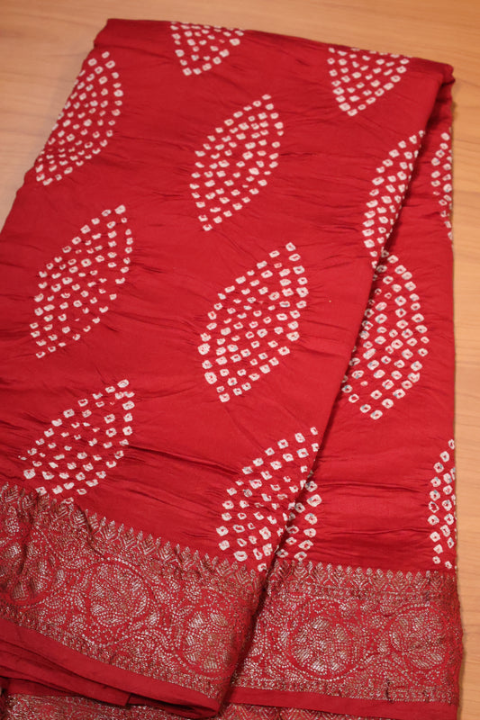 Pure Banarasi Saree Crushed - Red Oval Pattern