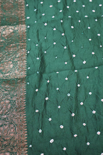 Pure Banarasi Saree Crushed -Dark Green Oval Pattern