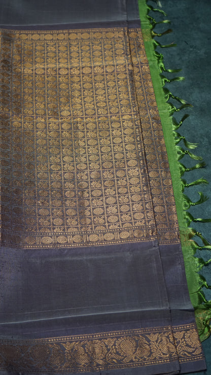 Vazhai Naaru Pattu Saree Vanasingaram Green - Light Wine