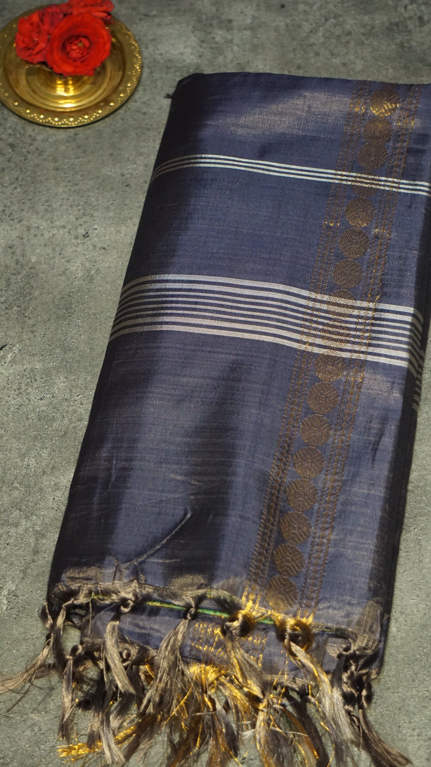 Vazhai Naaru Pattu Saree Vanasingaram Greyish Wine - Light Green