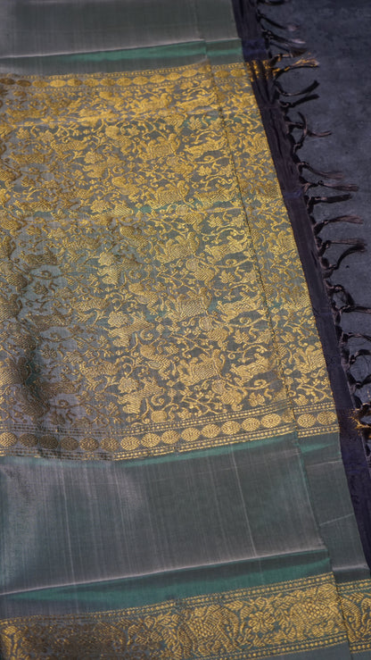 Vazhai Naaru Pattu Saree Vanasingaram Greyish Wine - Light Green