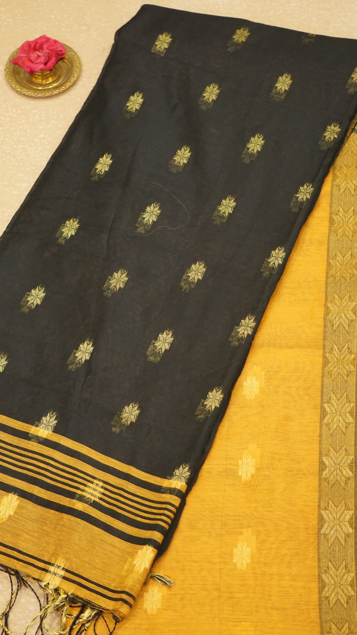 Handloom Cotton Saree Semi Maheshwari Design - Mustard With Black