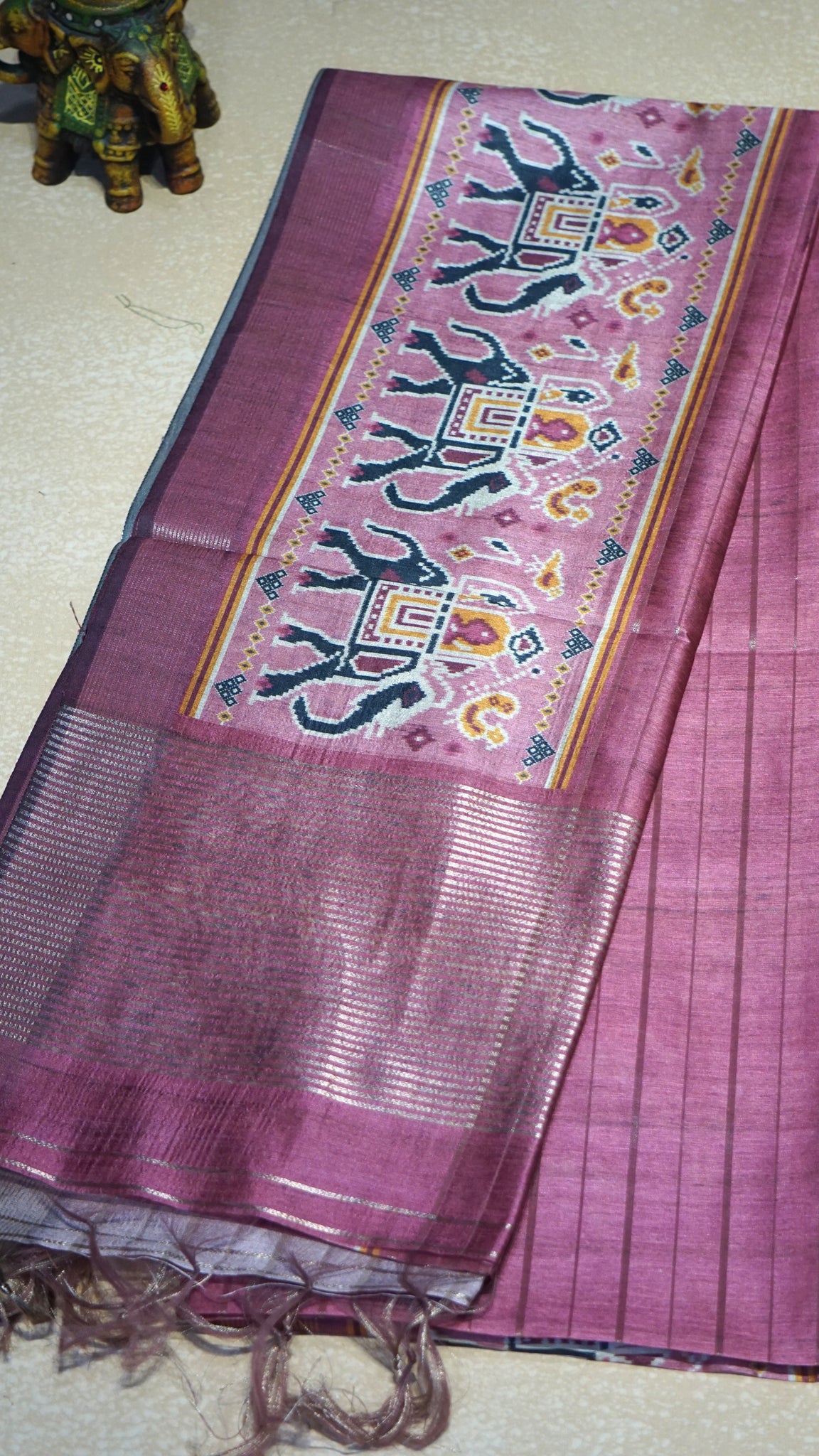 Semi Tussar Saree With Pattola Print Majenta