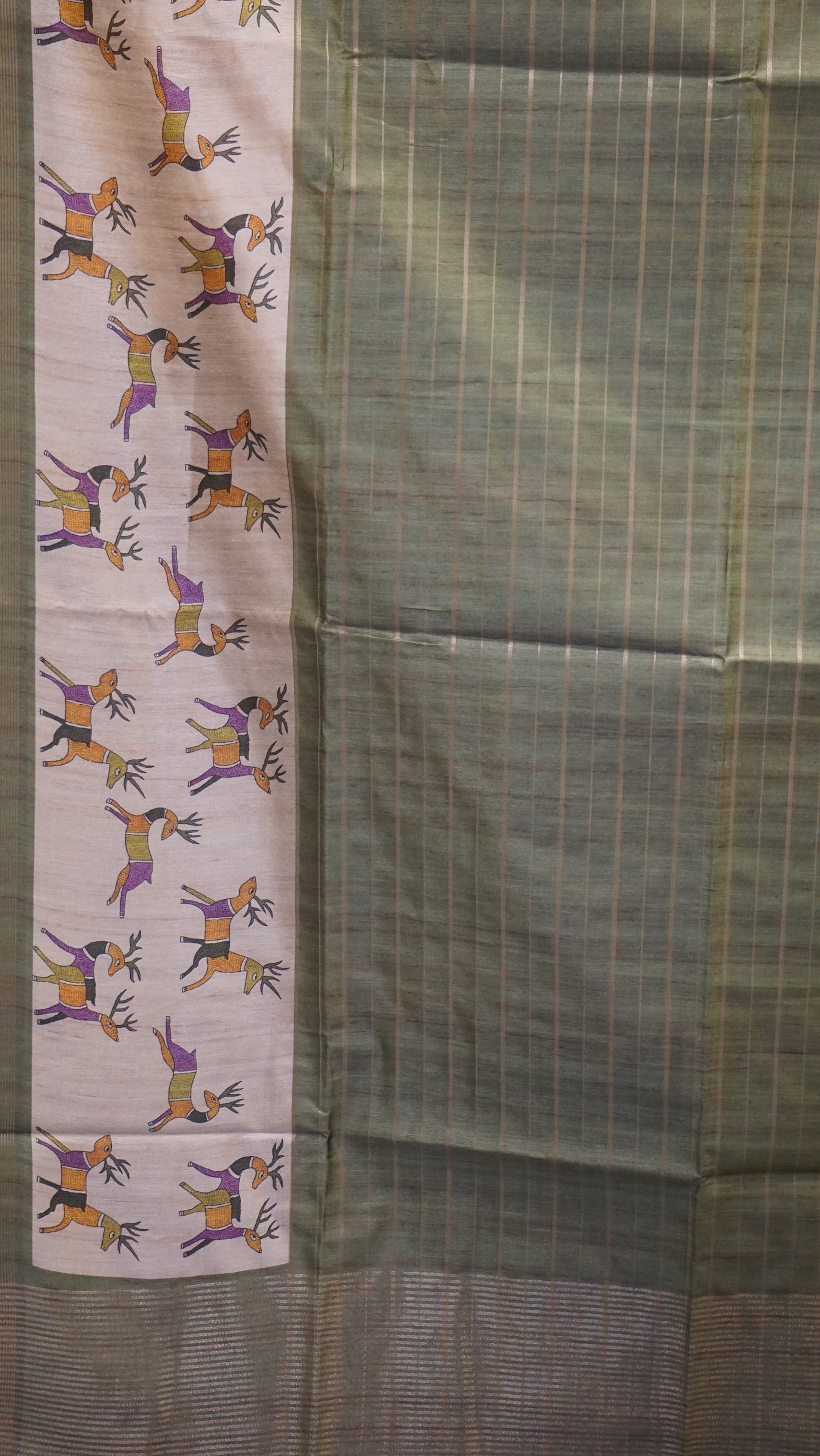 Semi Tussar Saree With Deer Border - Green