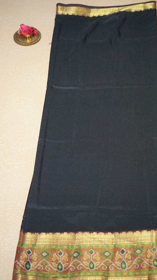 Semi Pattola Saree Solid - Black