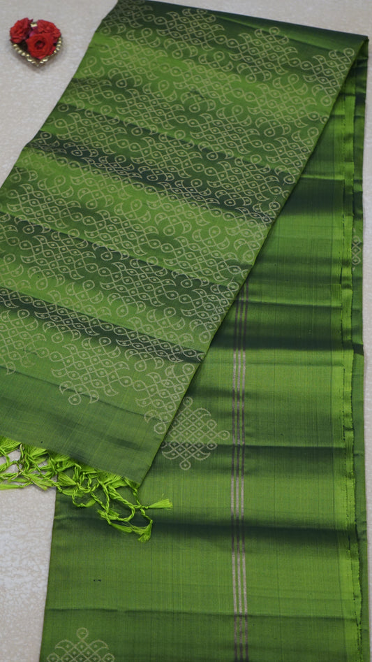 Soft Silk Saree Kolam Design - Green