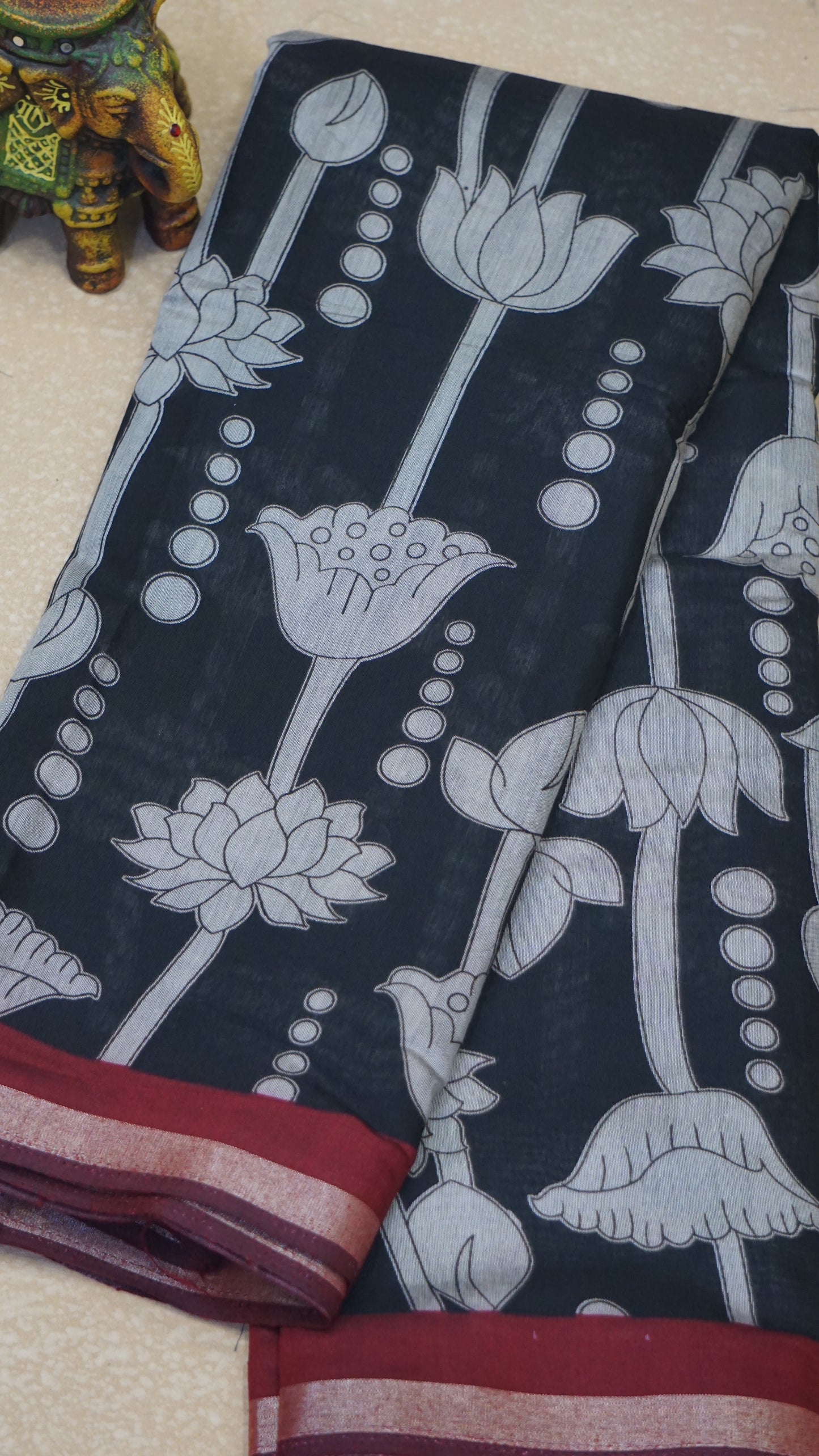Malai Cotton Saree Pichwai Print - Black With Red Border