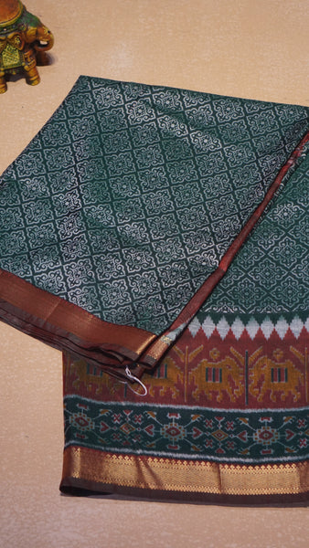 Semi Pattola Saree Kolam Print - Bottle Green