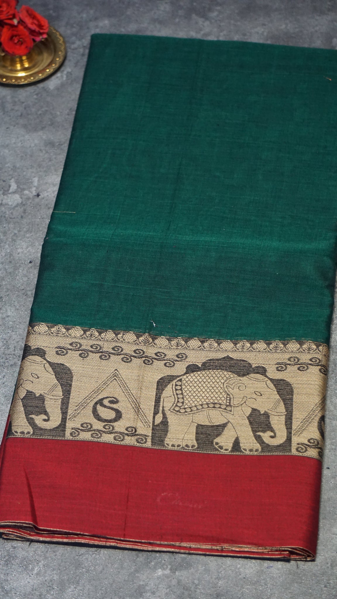 Narayanapet Cotton Saree Elephant Border Green
