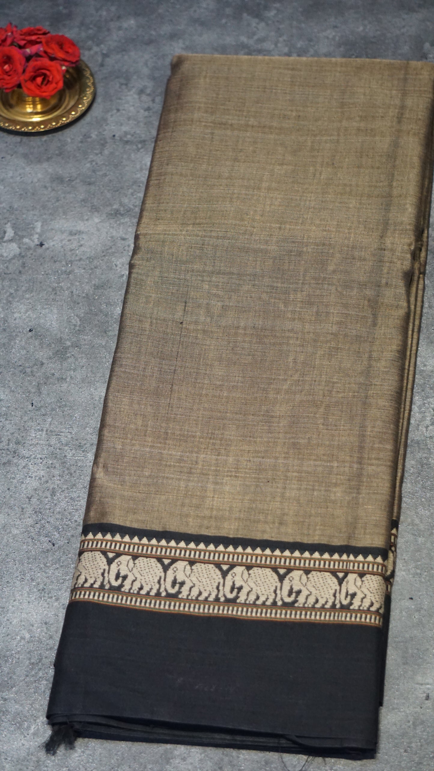 Narayanapet Cotton Saree Elephant Border Grey